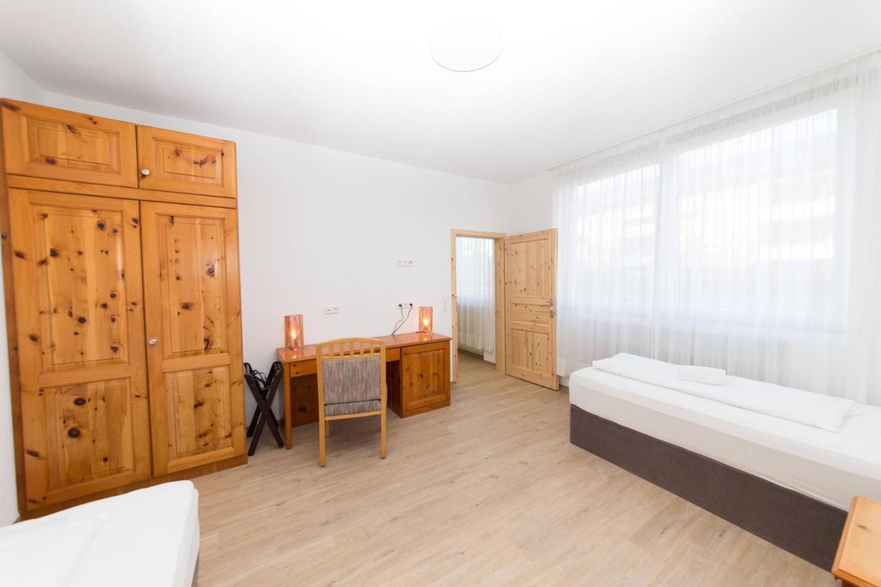 Apartamente Pfullingen Luaran gambar