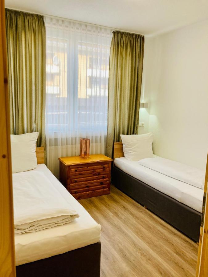 Apartamente Pfullingen Luaran gambar