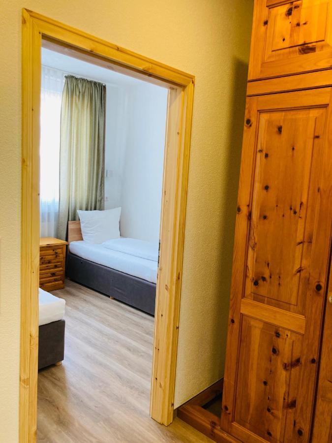 Apartamente Pfullingen Luaran gambar