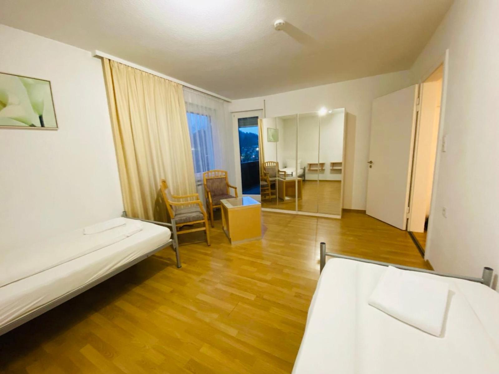 Apartamente Pfullingen Luaran gambar